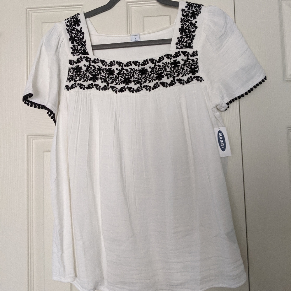 Old Navy Top BOGO FREE!
